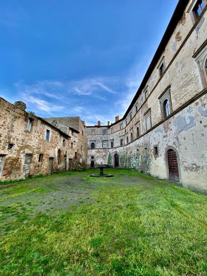 Casa Vacanze La Piazzetta Del Castello Montecalvello 외부 사진